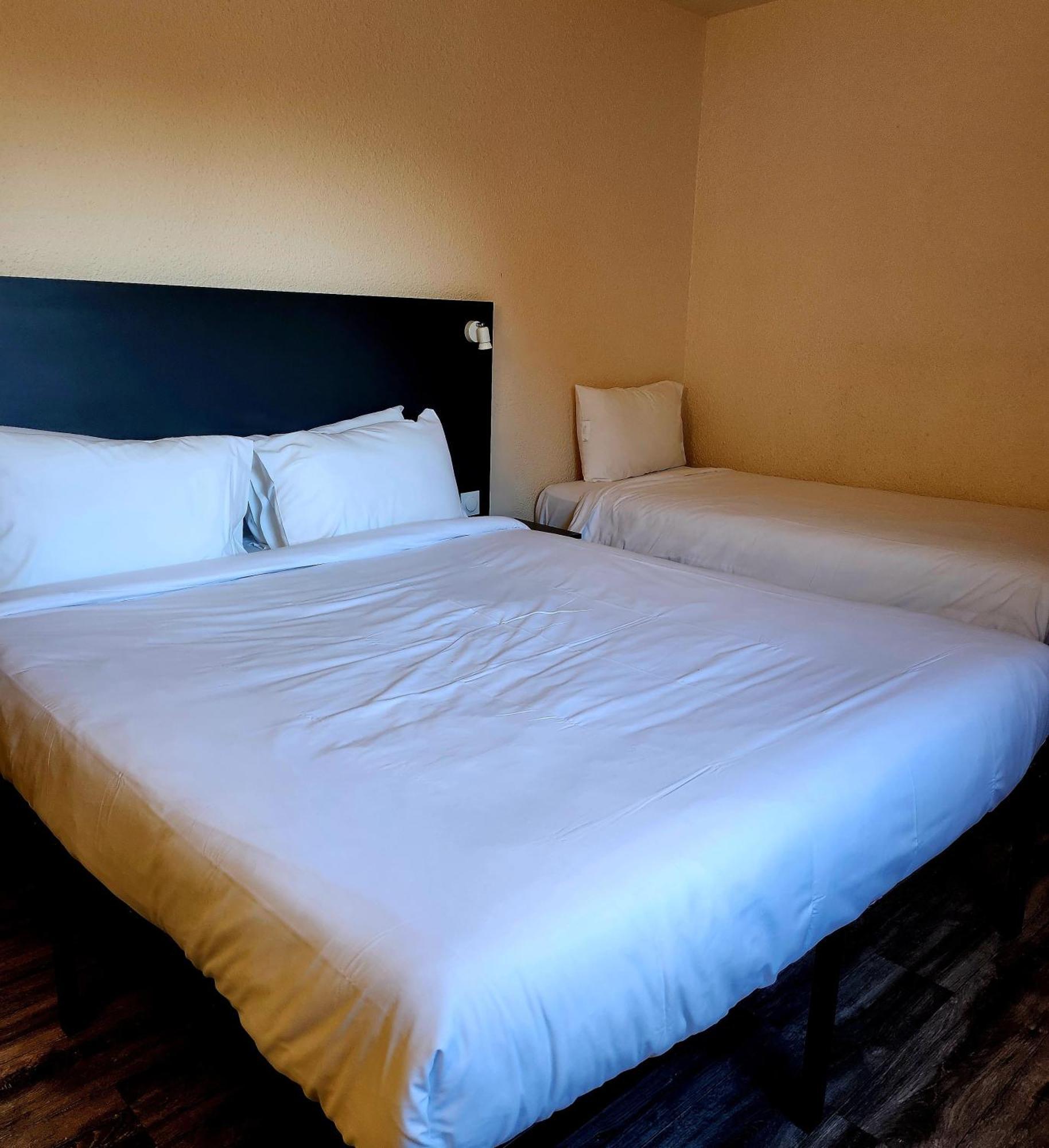 The Originals City, Hotel Le Forum, Strasbourg Nord シルティグアイム エクステリア 写真
