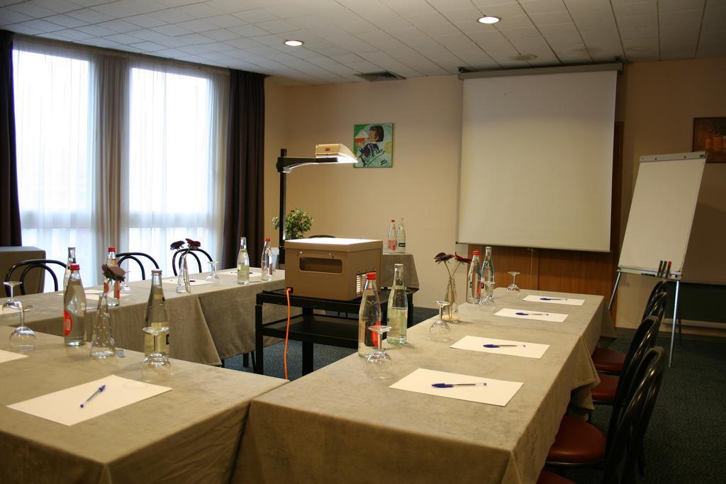 The Originals City, Hotel Le Forum, Strasbourg Nord シルティグアイム 設備 写真